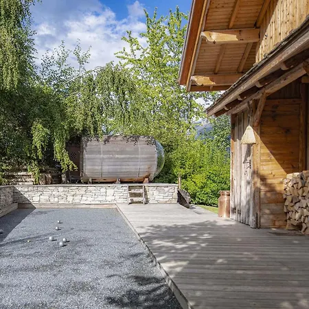 Les Cerises Jacuzzi, Sauna, Hammam, Cinema Σαλέ *