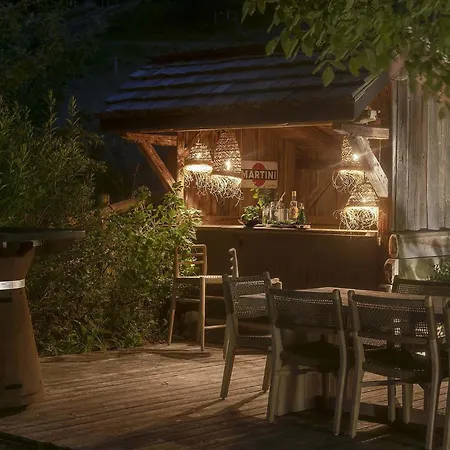 Les Cerises Jacuzzi, Sauna, Hammam, Cinema * Cordon